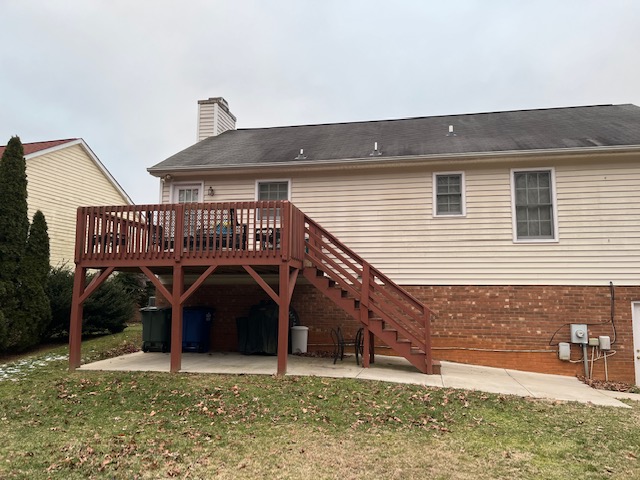 14×10 Screened Porch