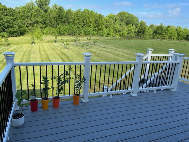 Trex deck build in Oak Ridge