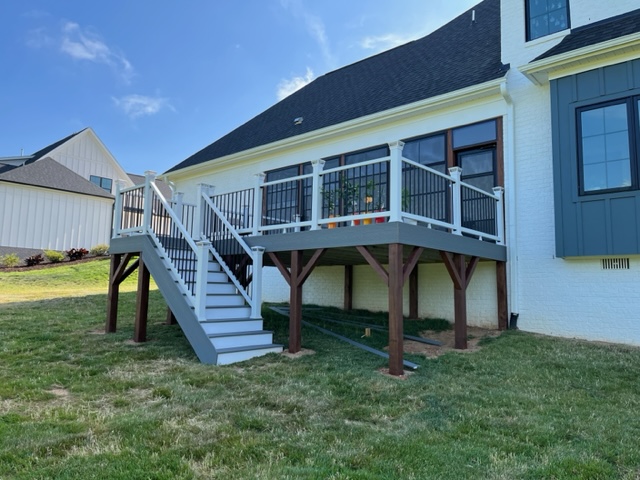 Trex deck build in Oak Ridge